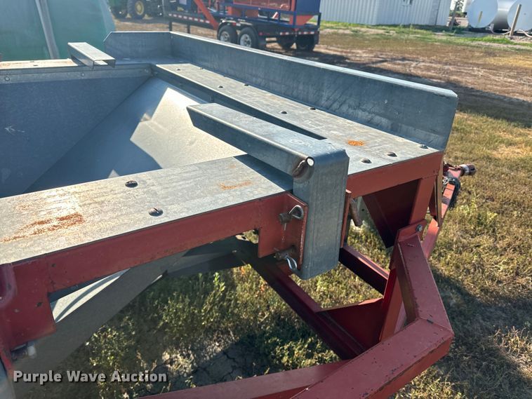 image for item DQ6934 Seed tender