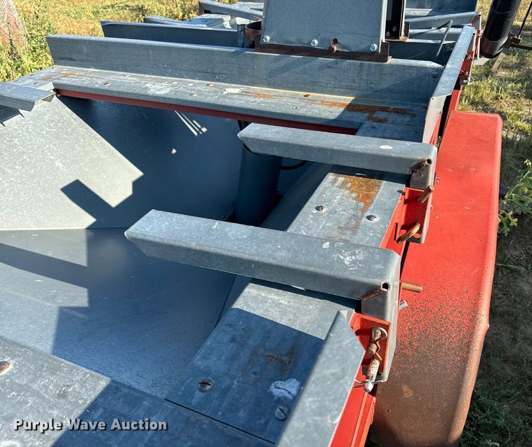 image for item DQ6934 Seed tender