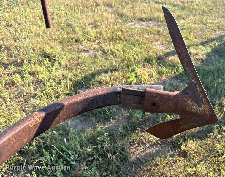 image for item DQ6935 John Deere 1600 field cultivator