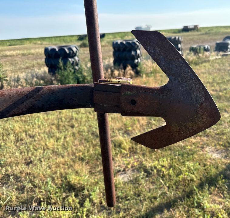 image for item DQ6935 John Deere 1600 field cultivator