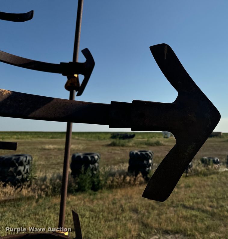 image for item DQ6935 John Deere 1600 field cultivator