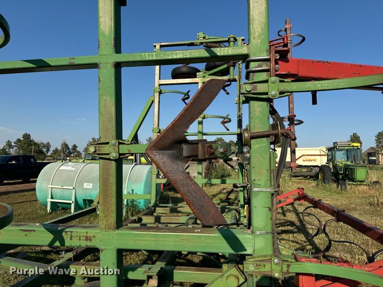 image for item DQ6935 John Deere 1600 field cultivator