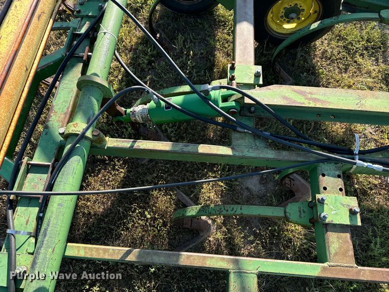 image for item DQ6935 John Deere 1600 field cultivator