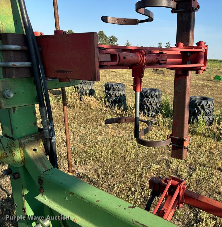 image for item DQ6935 John Deere 1600 field cultivator