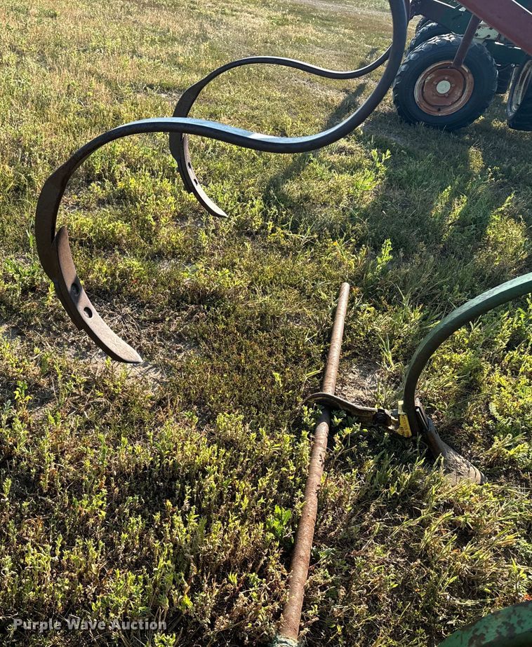 image for item DQ6935 John Deere 1600 field cultivator