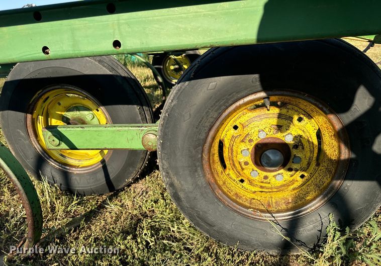 image for item DQ6935 John Deere 1600 field cultivator