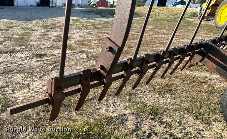 image for item DQ6938 Flex King R-30 rod weeder