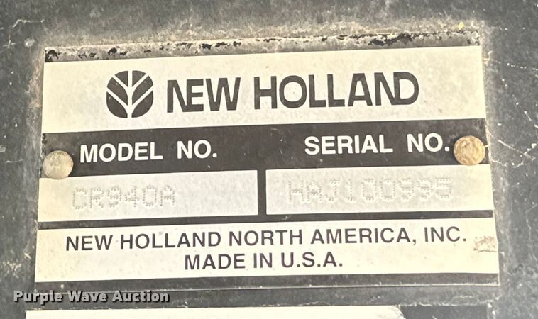 image for item DQ6940 2004 New Holland CR940A combine