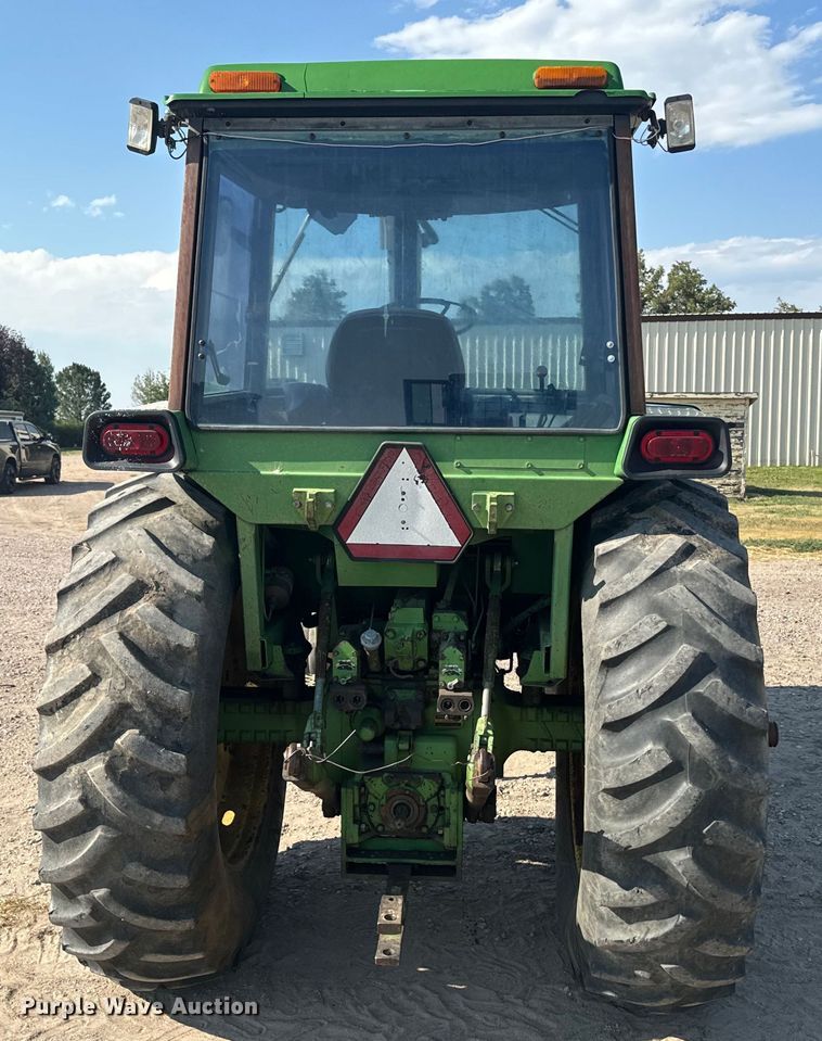 image for item DQ6942 1976 John Deere 4430 tractor
