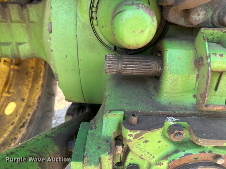 image for item DQ6942 1976 John Deere 4430 tractor