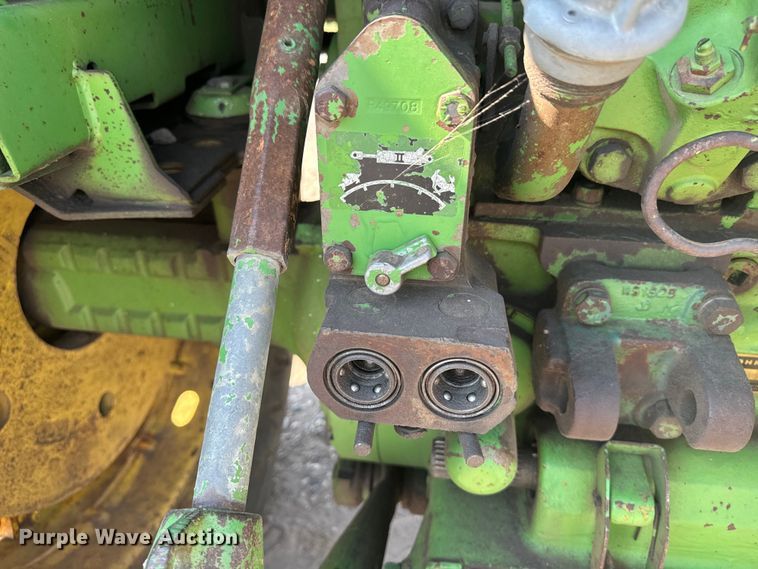 image for item DQ6942 1976 John Deere 4430 tractor