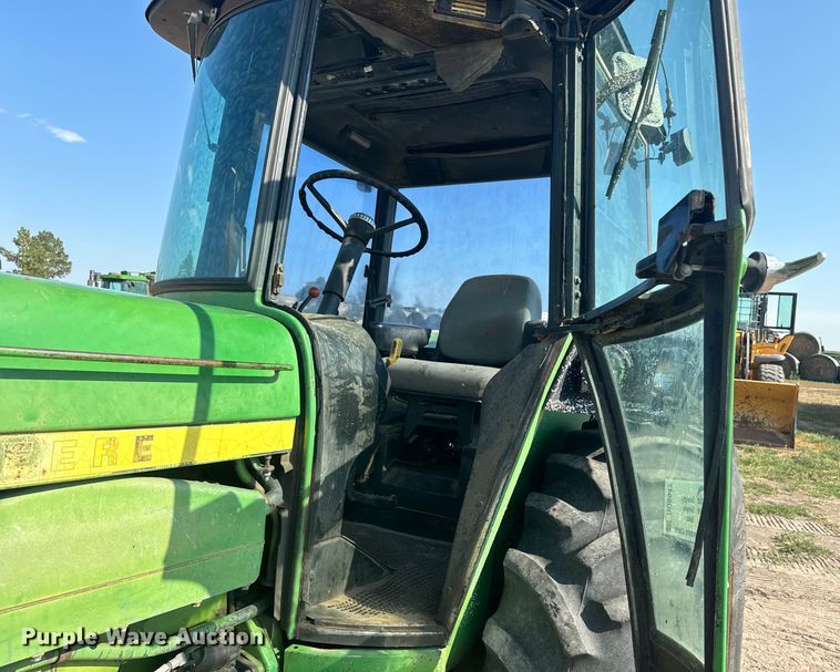 image for item DQ6942 1976 John Deere 4430 tractor