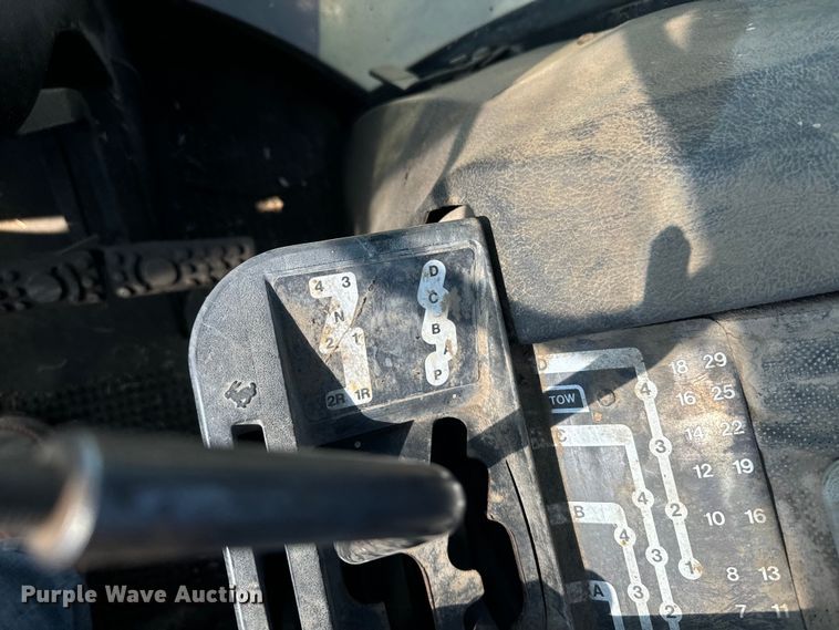 image for item DQ6942 1976 John Deere 4430 tractor