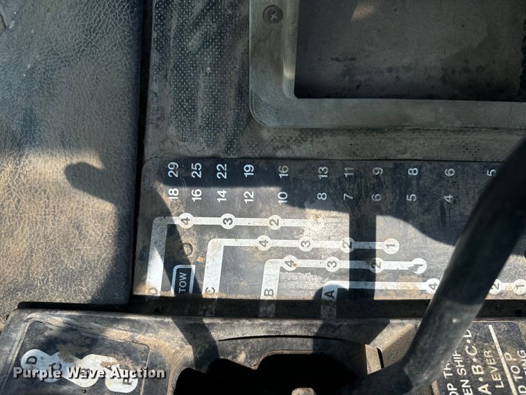 image for item DQ6942 1976 John Deere 4430 tractor