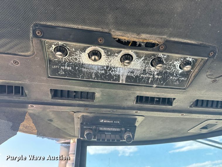 image for item DQ6942 1976 John Deere 4430 tractor