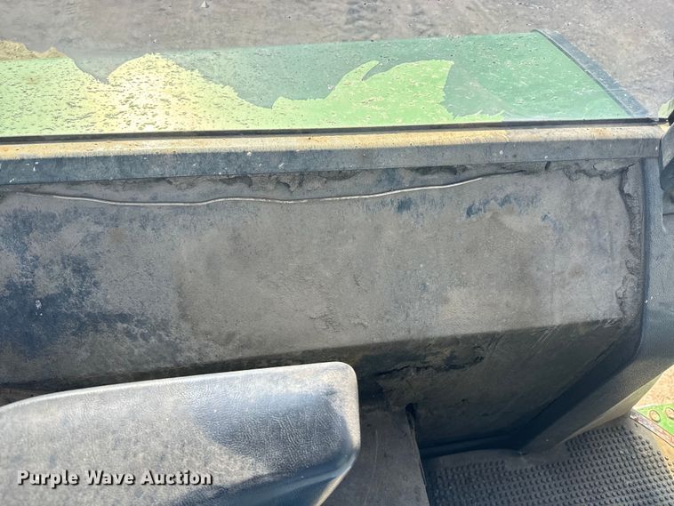 image for item DQ6942 1976 John Deere 4430 tractor