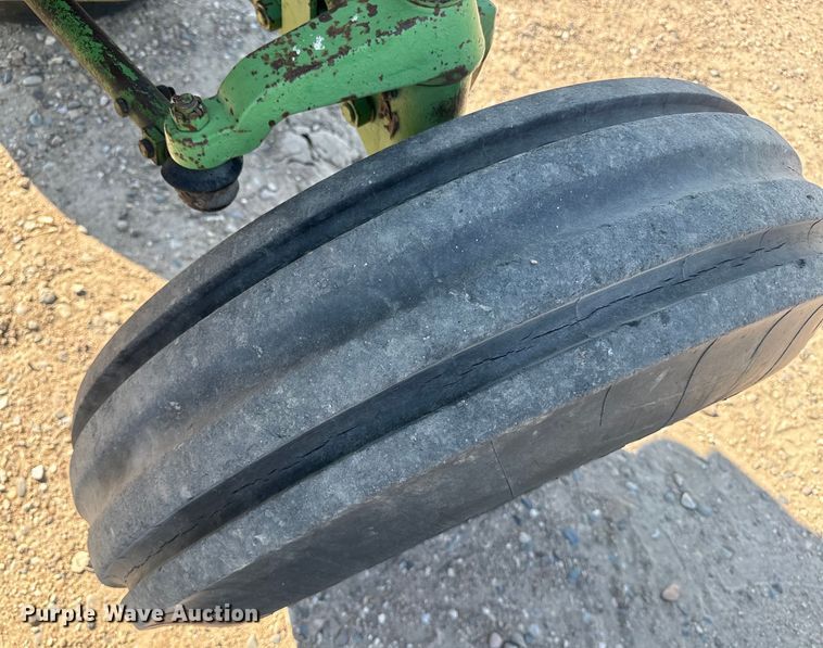 image for item DQ6942 1976 John Deere 4430 tractor