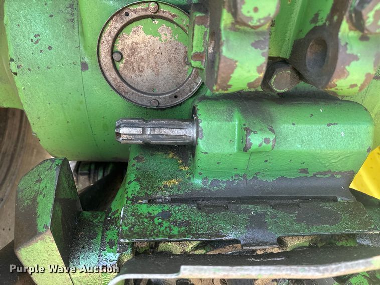 image for item DQ6944 1979 John Deere 4440 tractor