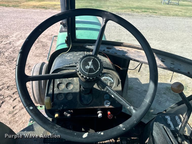 image for item DQ6944 1979 John Deere 4440 tractor