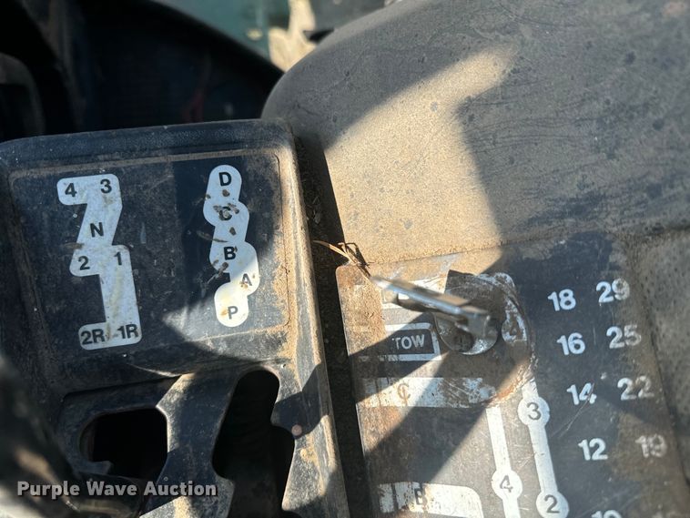 image for item DQ6944 1979 John Deere 4440 tractor