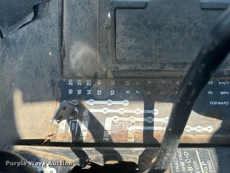 image for item DQ6944 1979 John Deere 4440 tractor