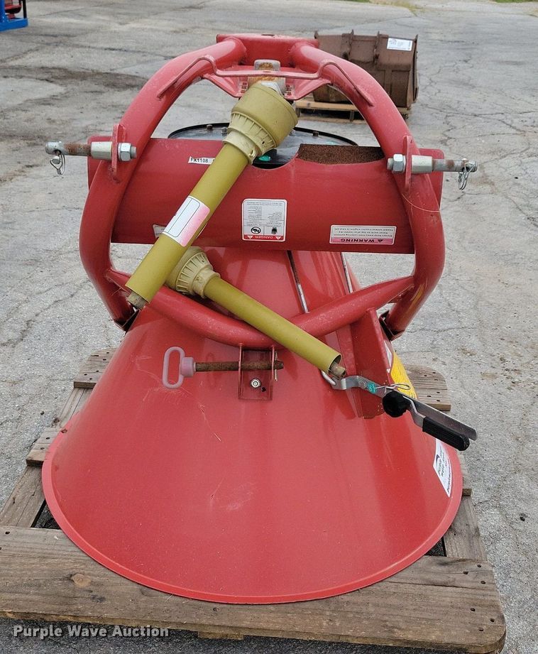 image for item DR4357 2019 Behlen Country spreader