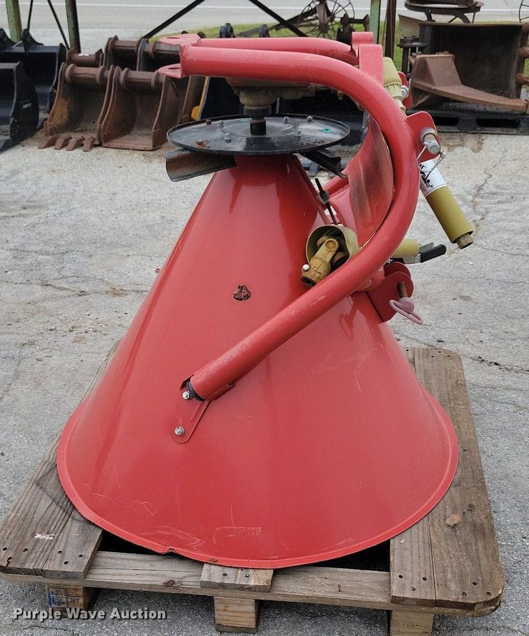 image for item DR4357 2019 Behlen Country spreader