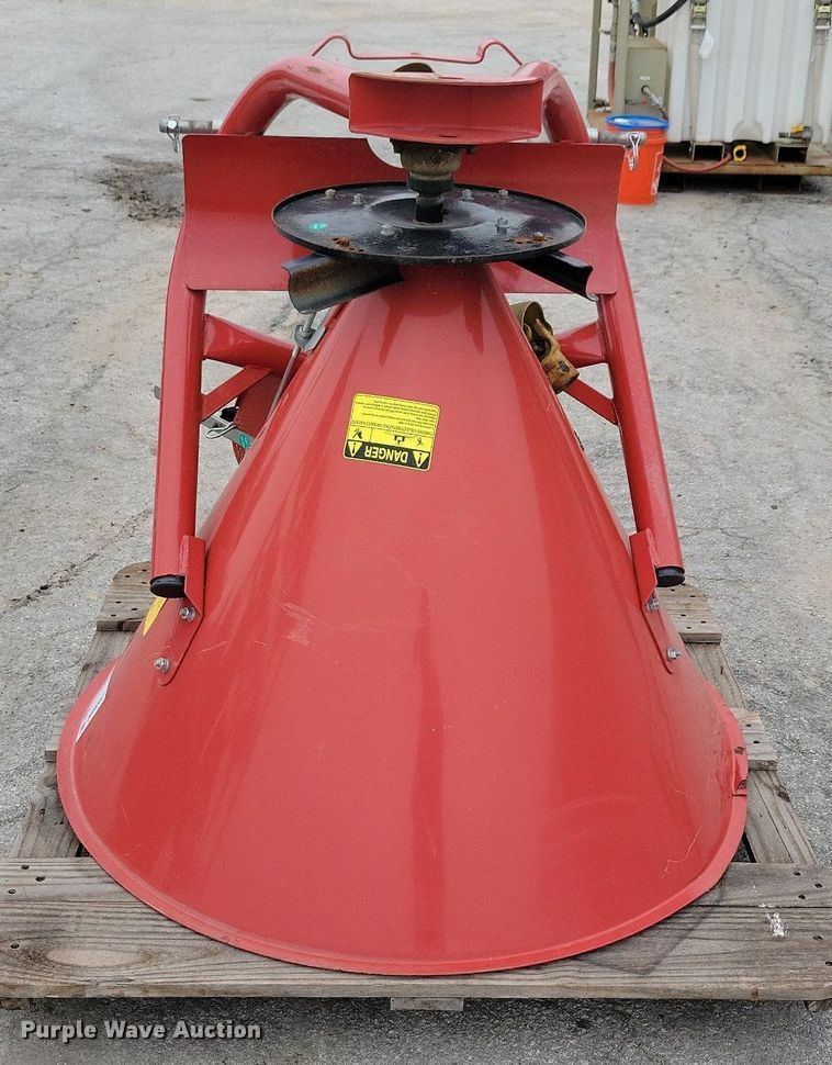 image for item DR4357 2019 Behlen Country spreader