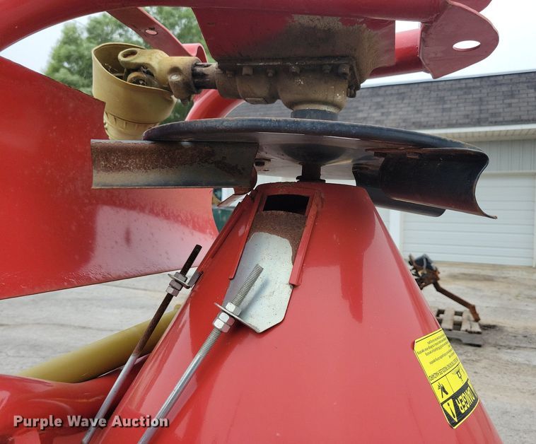 image for item DR4357 2019 Behlen Country spreader