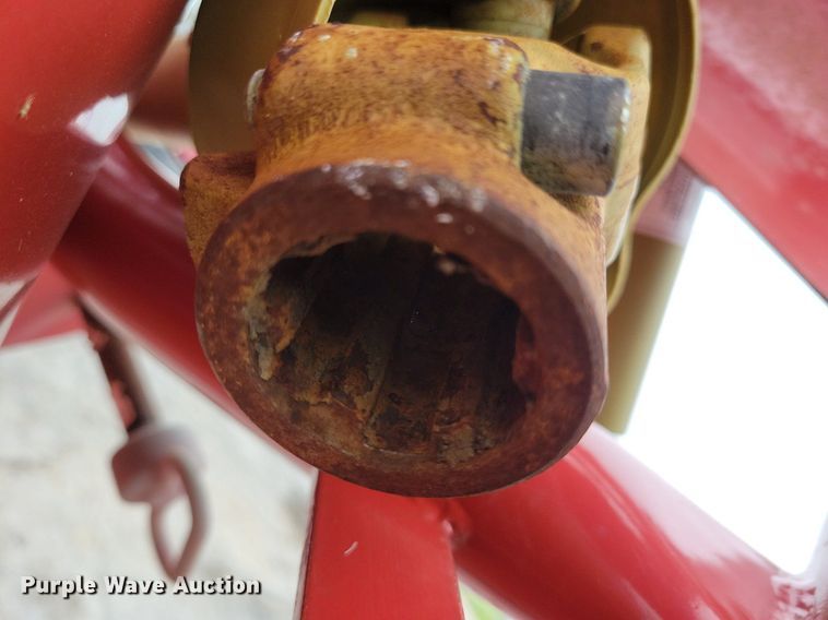 image for item DR4357 2019 Behlen Country spreader