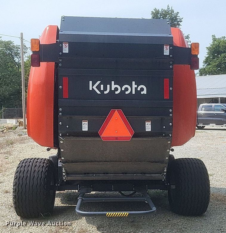 image for item DR4921 2022 Kubota  BV4180 round baler