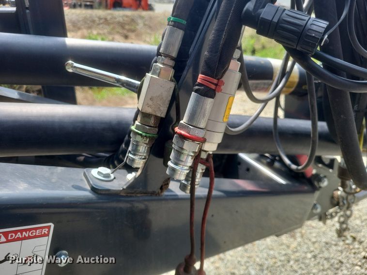 image for item DR4921 2022 Kubota  BV4180 round baler