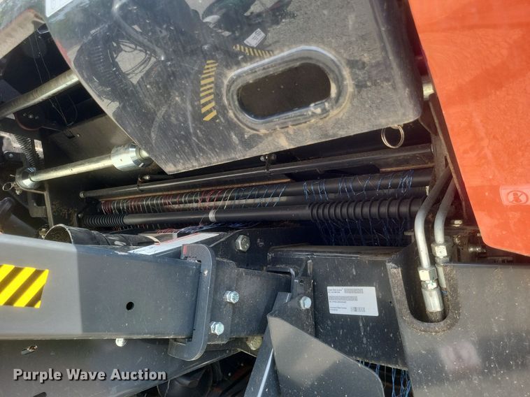 image for item DR4921 2022 Kubota  BV4180 round baler