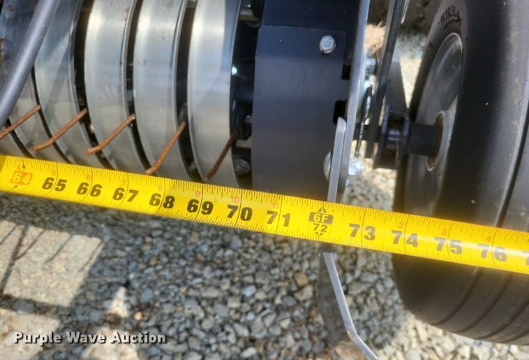 image for item DR4921 2022 Kubota  BV4180 round baler