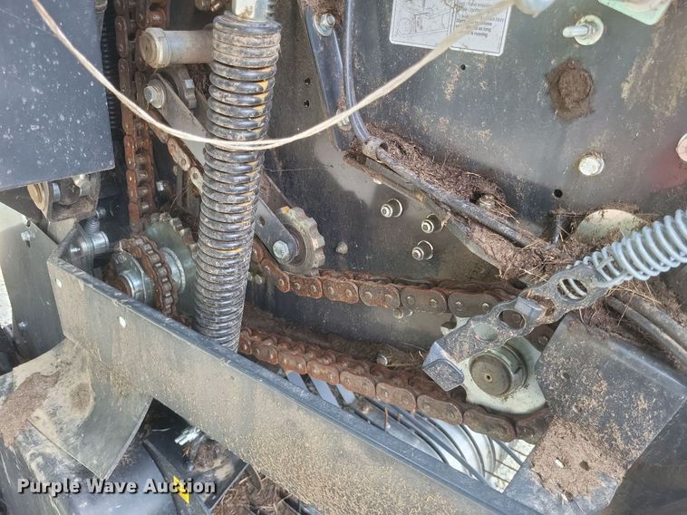 image for item DR4921 2022 Kubota  BV4180 round baler