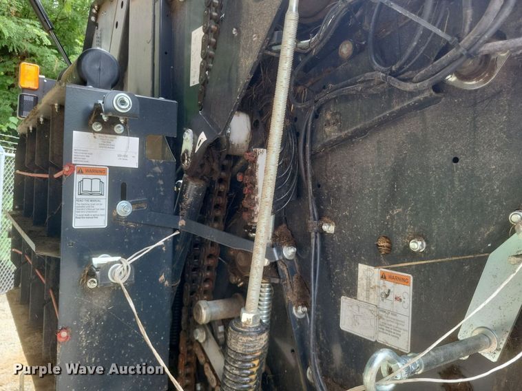 image for item DR4921 2022 Kubota  BV4180 round baler