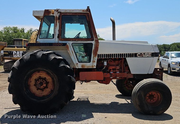 image for item DR8719 Case 2590 tractor