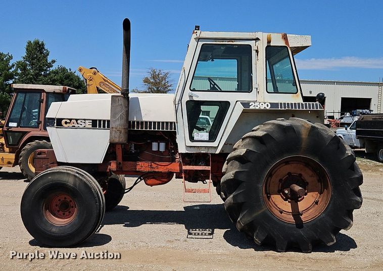 image for item DR8719 Case 2590 tractor