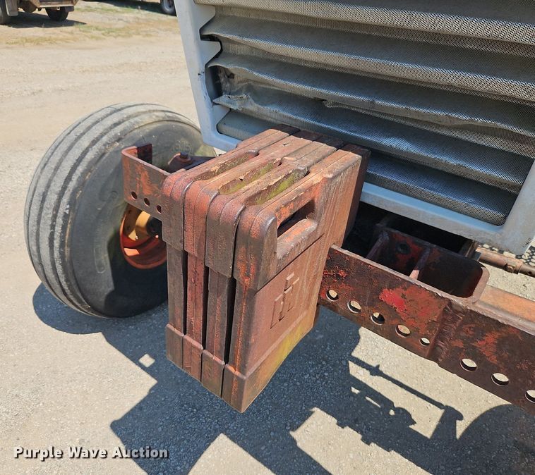 image for item DR8719 Case 2590 tractor