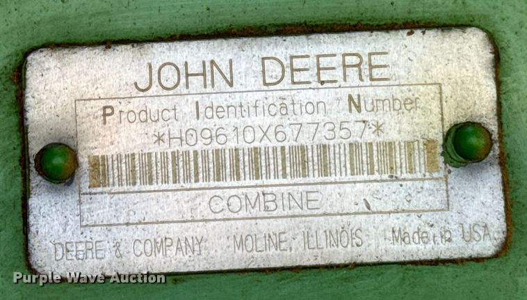 image for item DU3021 1998 John Deere 9610 combine