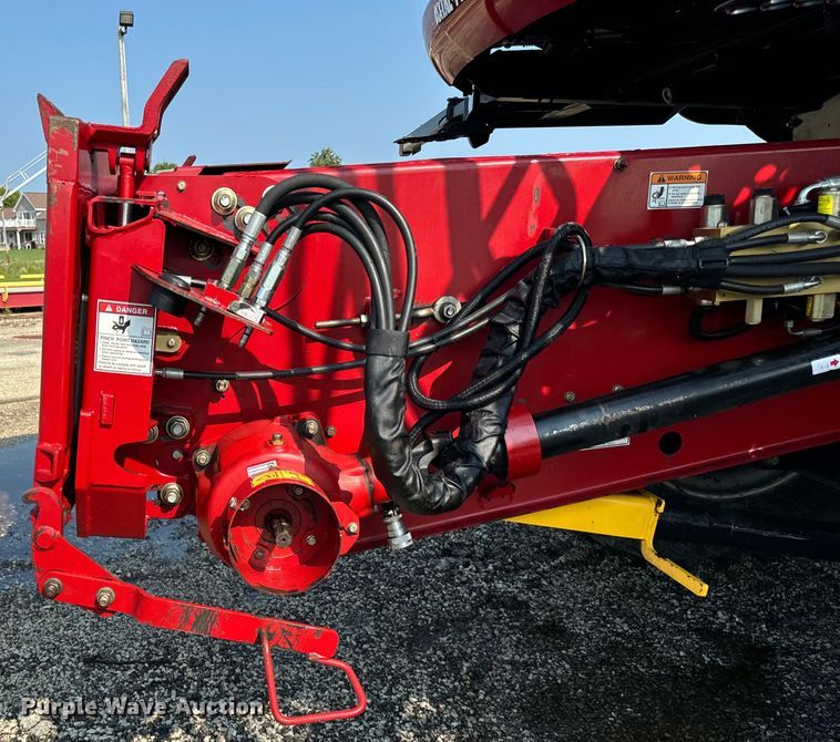 image for item DV5825 2006 Case IH AFX8010 combine