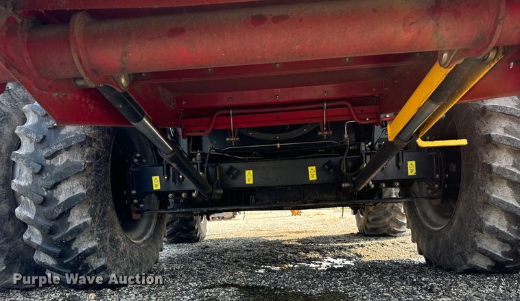 image for item DV5825 2006 Case IH AFX8010 combine