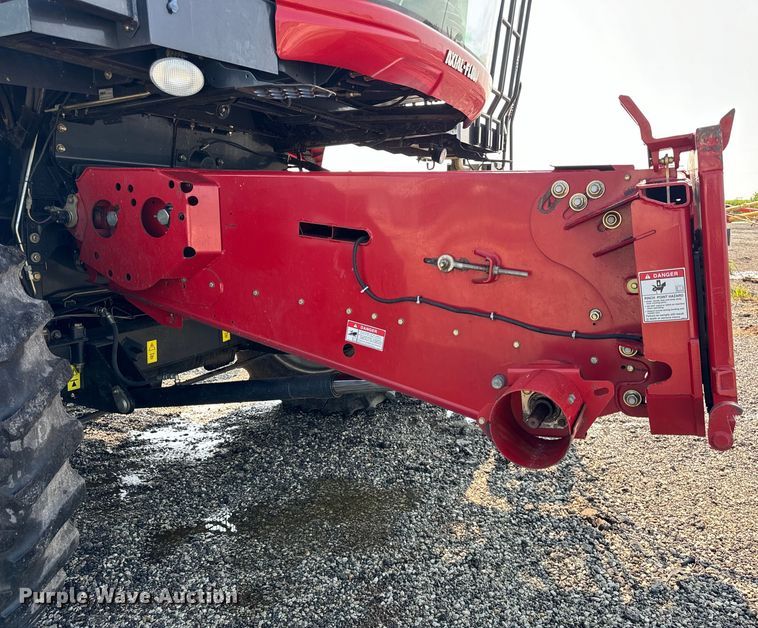 image for item DV5825 2006 Case IH AFX8010 combine