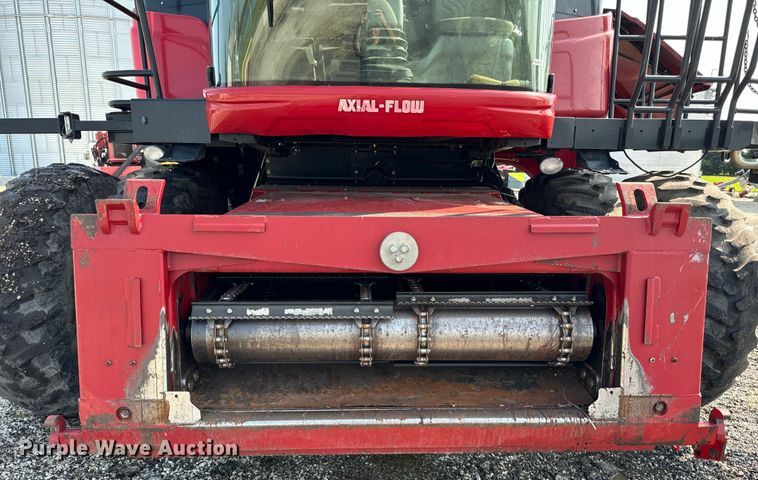 image for item DV5825 2006 Case IH AFX8010 combine