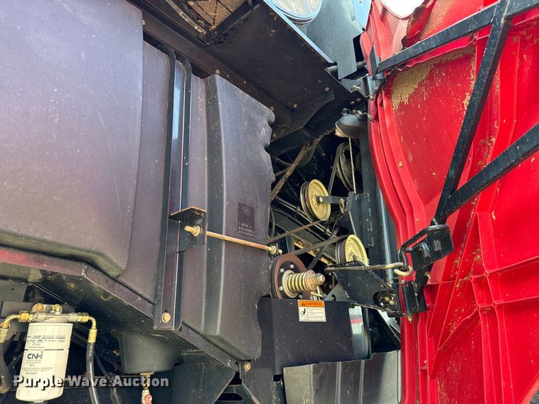 image for item DV5825 2006 Case IH AFX8010 combine