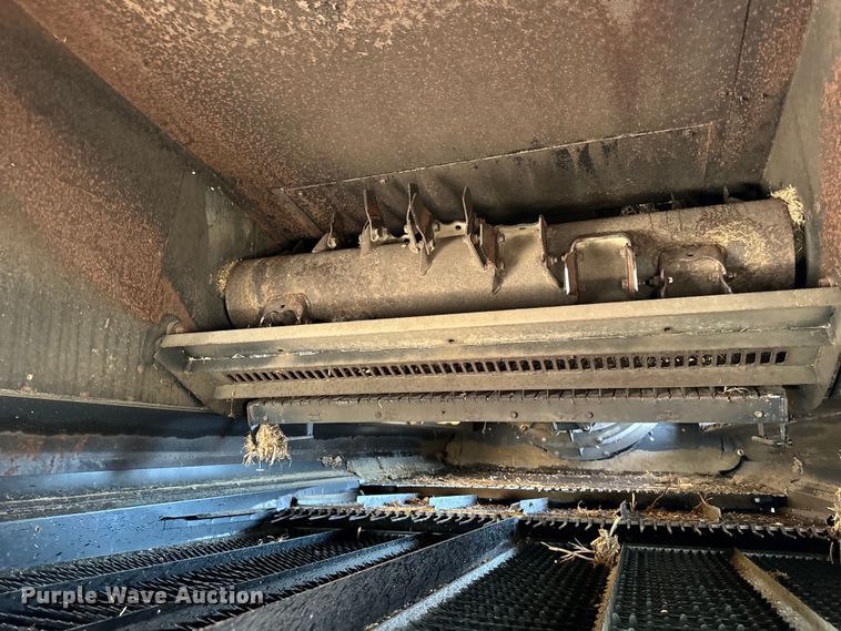 image for item DV5825 2006 Case IH AFX8010 combine