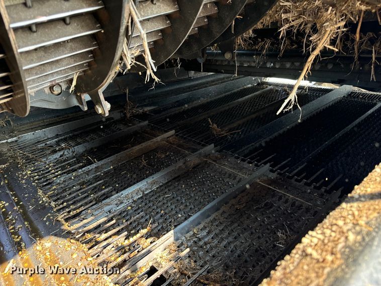 image for item DV5825 2006 Case IH AFX8010 combine