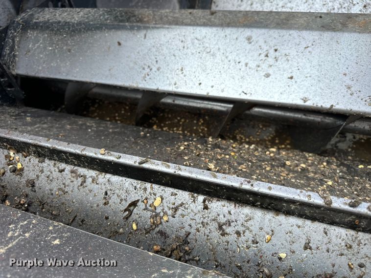 image for item DV5825 2006 Case IH AFX8010 combine