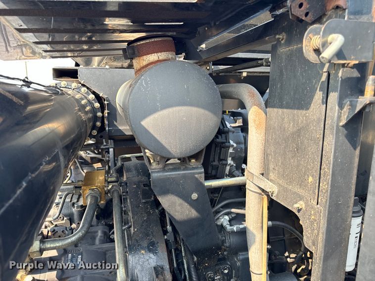 image for item DV5825 2006 Case IH AFX8010 combine