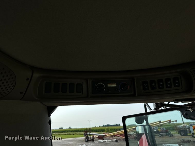 image for item DV5825 2006 Case IH AFX8010 combine